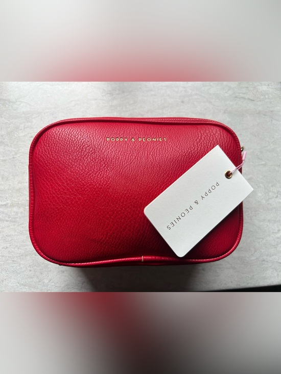 Poppy & Peonies Handbags - Poppy & Peonies Vibrant Red 24/7 Crossbody Leather Purse